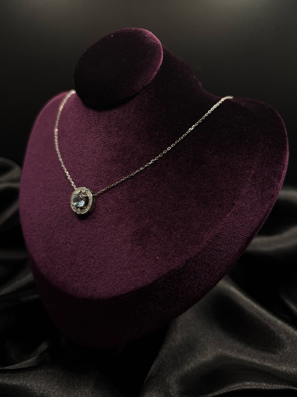 S925 Sterling Silver Halo Necklace Dainty Circle Pendant - Picture 4 of 7